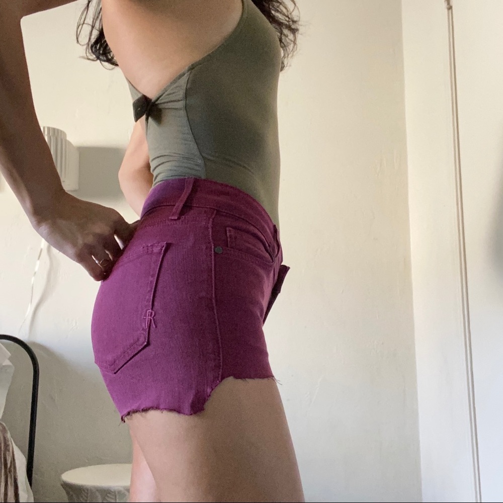 Rich & Skinny Re-worked Low Rise Maroon Denim Raw Hem Cutoff Jean Shorts | Sz 26